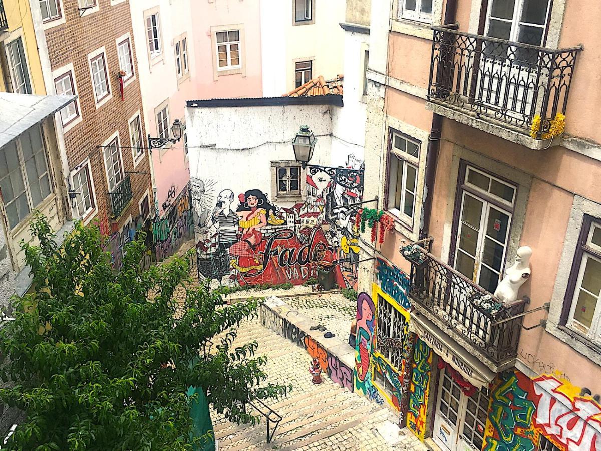 Central Studio Apartment Lisbon Bagian luar foto